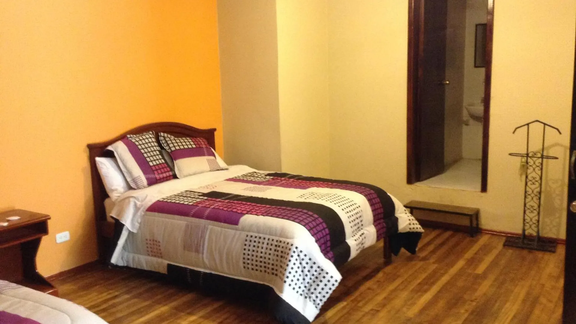 Hostal Buenos Aires Quito Ecuador
